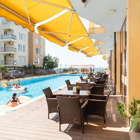 Dolphin Beach-делфин бийч * Ravda