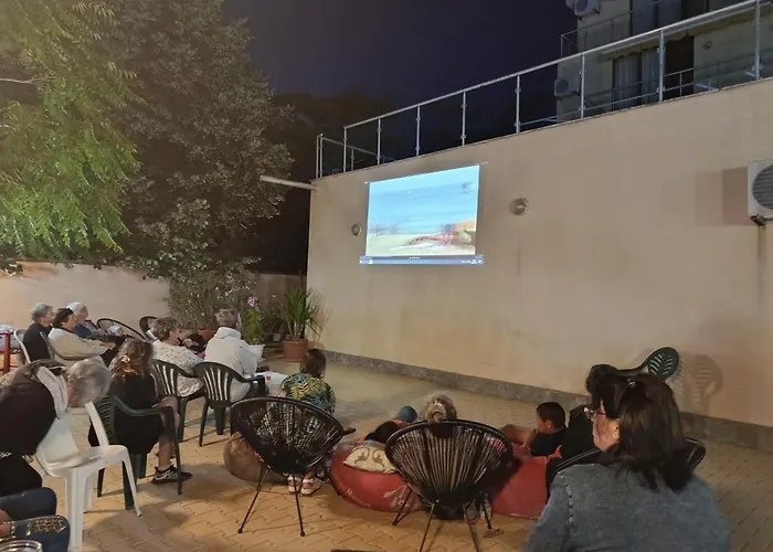 Dolphin Beach-делфин бийч * Ravda