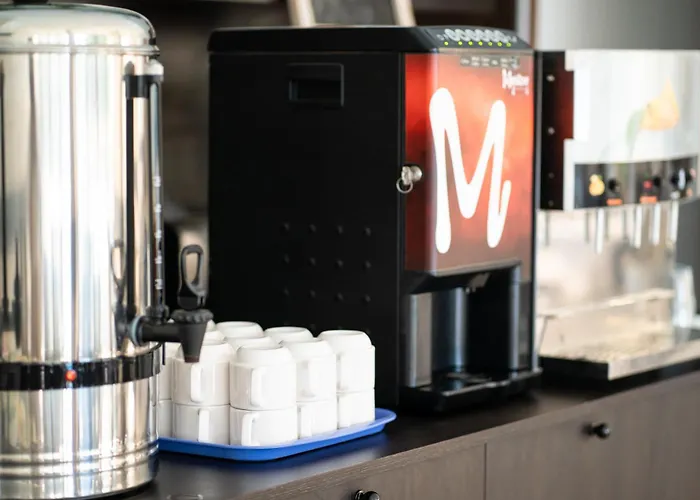 Dolphin Beach-делфин бийч Szálloda Ravda